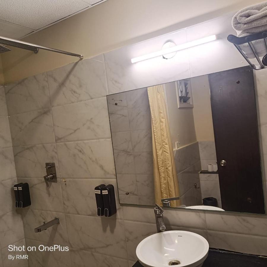 Astra Hotels & Suites Whitefield Near To Nallurahalli Metro Station And Ktpo Bengaluru Kültér fotó